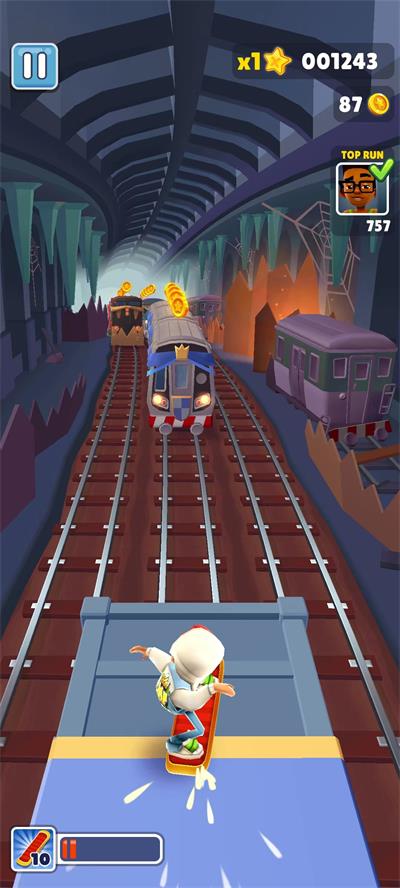 地铁跑酷国际服幻想节Subway Surf